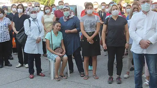 Poliklinikte Fenalaşan Doktor Kurtarılamadı 