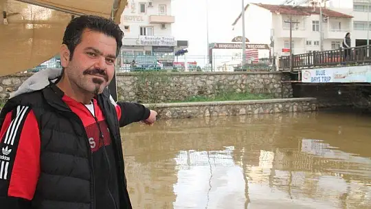 Aşırı Yağışlardan Dolayı Deniz Yükseldi