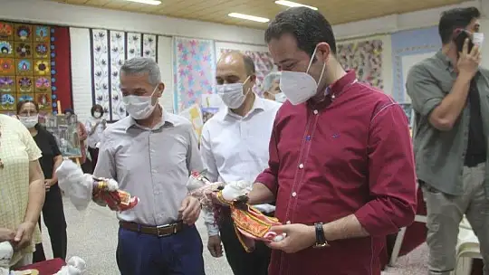 Hayat Boyu Öğrenme haftası sergisi açıldı