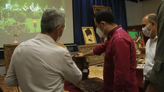 Hayat Boyu Öğrenme haftası sergisi açıldı