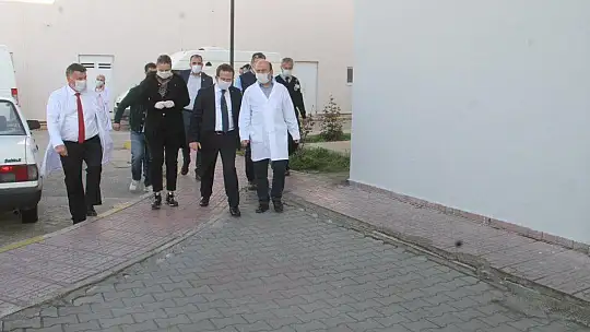 Öztürk'ten sağlık çalışanlarına moral 