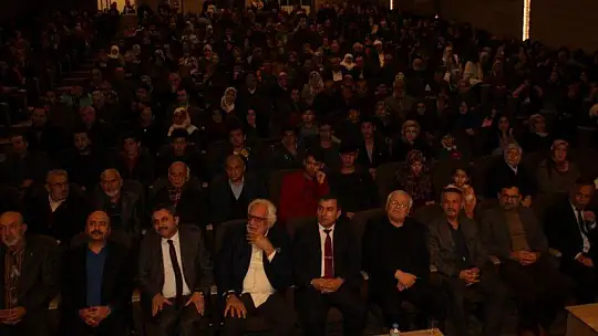 Mehmet Akif Ersoy konulu konferans verildi