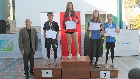 Atatürk Koşusunda Favoriler Kazandı