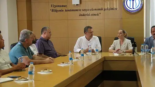 AK Parti Milletvekili Yelda Erol Gökcan STK'ları ziyaret etti