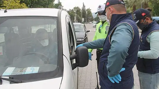 Fethiye'de Polisten Barkodlu Denetim