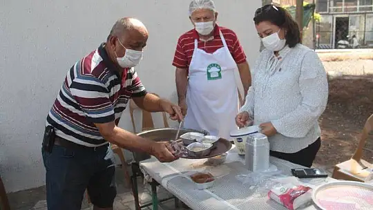 AŞURE ETKİNLİĞİNİ GELENEK HALİNE GETİRDİ