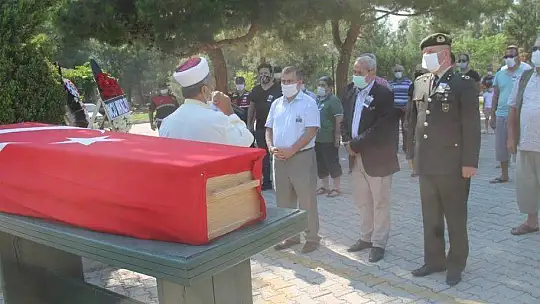 TEZKERE GÜNÜNDE TOPRAĞA VERİLDİ