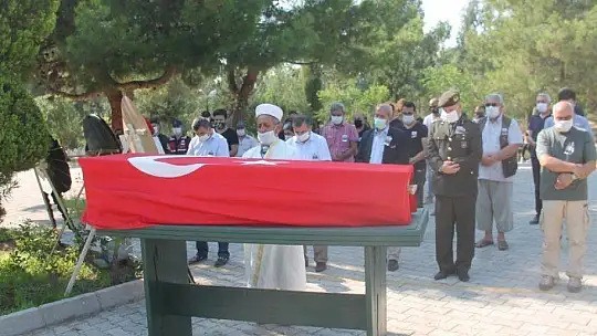 TEZKERE GÜNÜNDE TOPRAĞA VERİLDİ