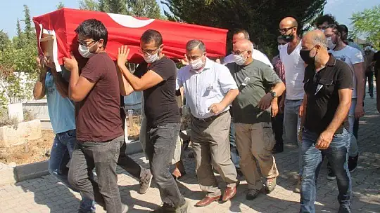 TEZKERE GÜNÜNDE TOPRAĞA VERİLDİ