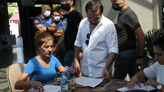 2. Sahil bandındaki restoran ve kafelerin devir işlemleri gerçekleştirildi