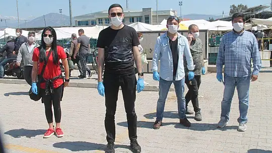 Karakartallar 300 Maske Dağıttı
