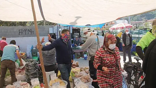 Yasak, Vatandaşları Pazara Döktü