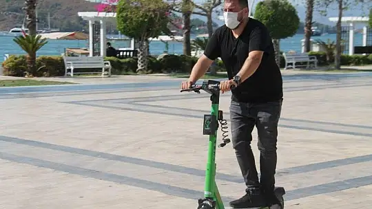 Martı Scooter Fethiye sokaklarında
