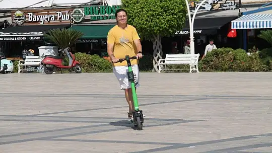 Martı Scooter Fethiye sokaklarında