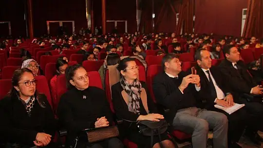 Geleceğim Mesleğim Buluşmasında Bilgilendirmede Bulundular