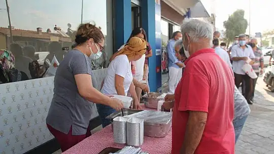 AK Parti Fethiye İlçe Teşkilatından aşure etkinliği
