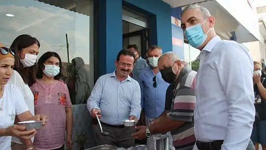 AK Parti Fethiye İlçe Teşkilatından aşure etkinliği