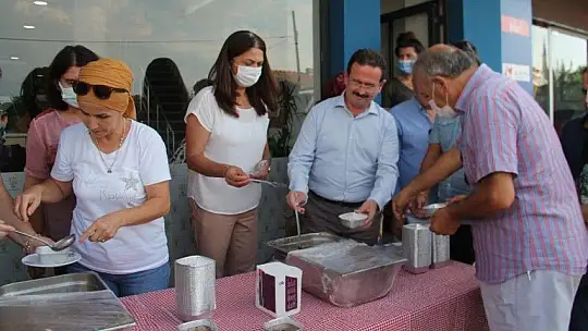 AK Parti Fethiye İlçe Teşkilatından aşure etkinliği