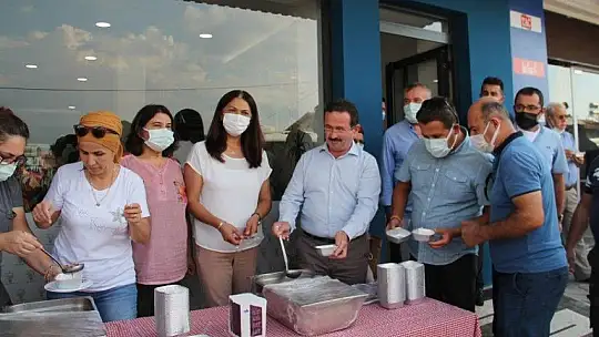 AK Parti Fethiye İlçe Teşkilatından aşure etkinliği