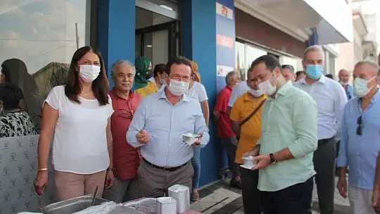 AK Parti Fethiye İlçe Teşkilatından aşure etkinliği