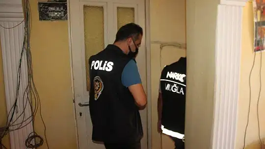 Emniyetten okul çevrelerinde denetleme