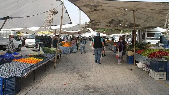 Salı Pazarı'nda Ramazan öncesi yoğunluk 