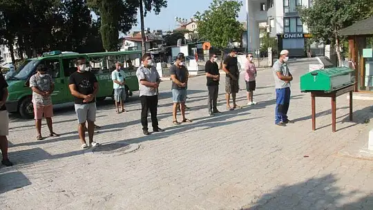 KADINLAR BİRLİĞİ'NİN ZEYNEP ABLASI SON YOLCULUĞUNA UĞURLANDI