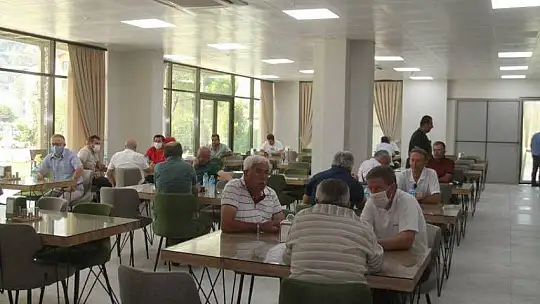 KONGRE ÖNCESİ MAHALLE BAŞKANLARI İLE TOPLANTI YAPTI