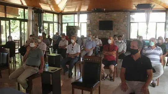 KONGRE ÖNCESİ MAHALLE BAŞKANLARI İLE TOPLANTI YAPTI