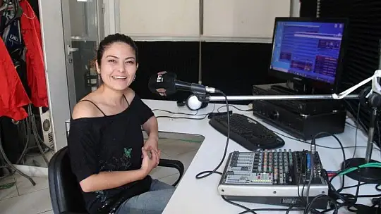 FRT FM yeni yayın dönemi başladı