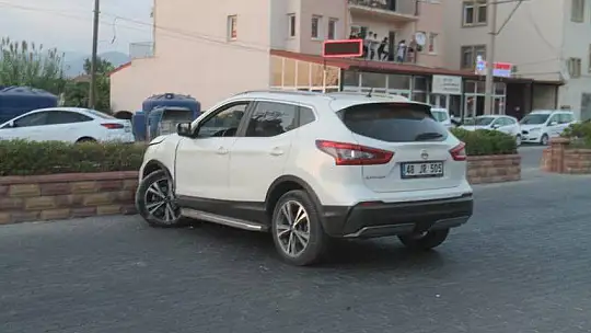 Trafik kazasında 1 kişi ağır yaralandı