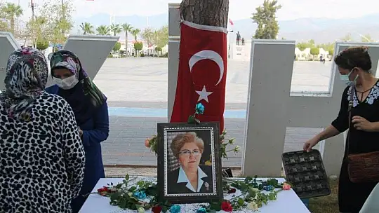 Zeynep Tuncel anısına pilav ikramında bulundular