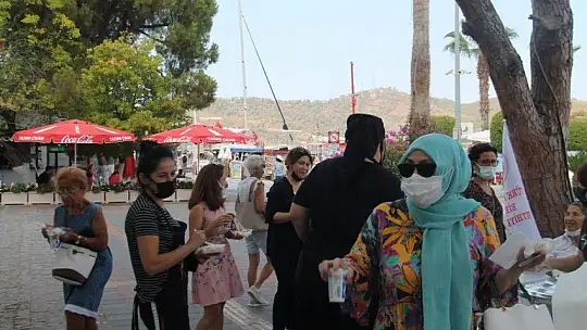 Zeynep Tuncel anısına pilav ikramında bulundular