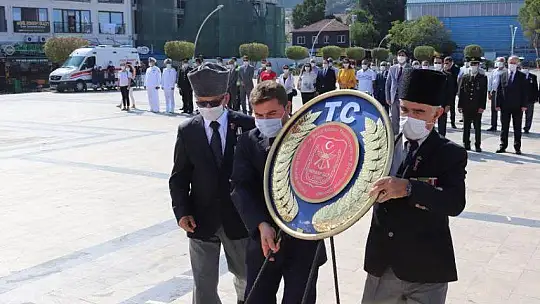 FETHİYE'DE GAZİLER GÜNÜ TÖRENLE KUTLANDI