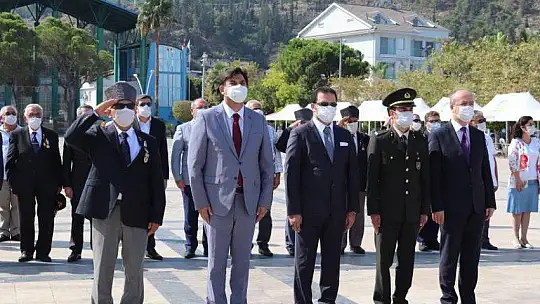 FETHİYE'DE GAZİLER GÜNÜ TÖRENLE KUTLANDI