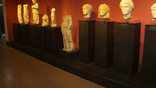 MÜZE VE ÖREN YERLERİNDE TEDBİRLER ALINDI