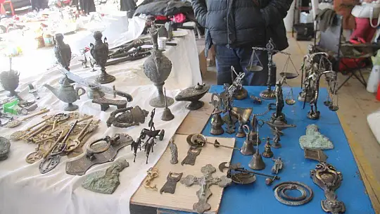 2020 yılının ilk pazarı kuruldu 