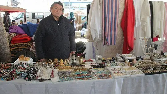 2020 yılının ilk pazarı kuruldu 