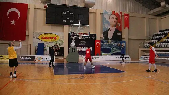 Lider, Yalova'yı eli boş gönderecek 