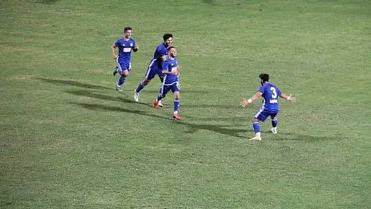 Teknik Direktör Dinçel, 'Galibiyetimizi Fethiyespor camiasına armağan ediyorum'