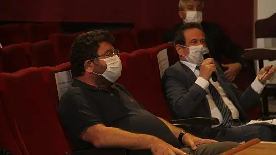 Belediye Meclisi Olağanüstü Toplandı