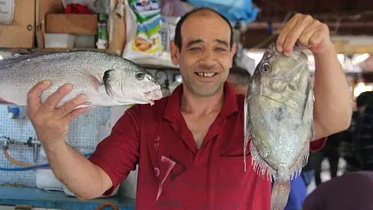Balık av sezonun açılması ile tezgahlar şenlendi