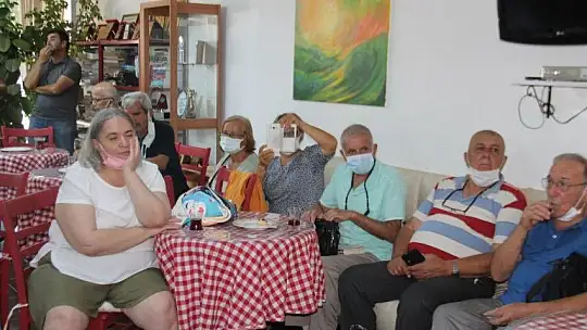 Işık Taban FETAV'ın düzenlediği 'Not Defteri' söyleşilerinde sevenleri ile buluştu