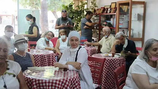 Işık Taban FETAV'ın düzenlediği 'Not Defteri' söyleşilerinde sevenleri ile buluştu