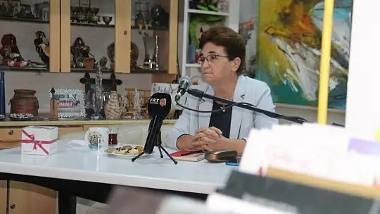 Işık Taban FETAV'ın düzenlediği 'Not Defteri' söyleşilerinde sevenleri ile buluştu