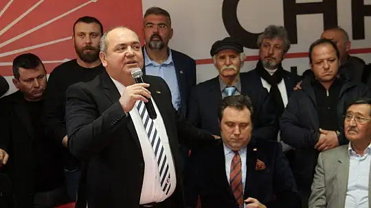 Mehmet Demir Sevgisi Sokağa Taştı