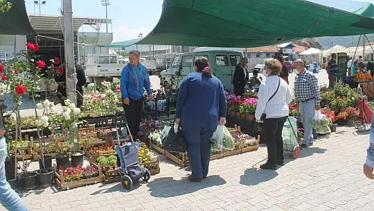 Fide ve Çiçek Satışlarında Patlama