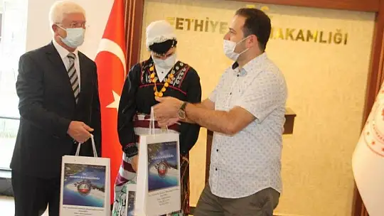 Fethiye 2. Spor Festivali konukları Kaymakam Fırat'ı ziyaret etti