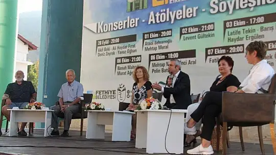 Tazelenme Üniversitesi Şair Ve Yazarları Okurları İle Buluştu