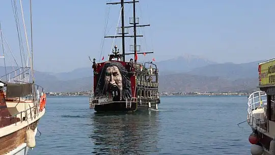Fethiye'de tekne turlarına ilgi devam ediyor
